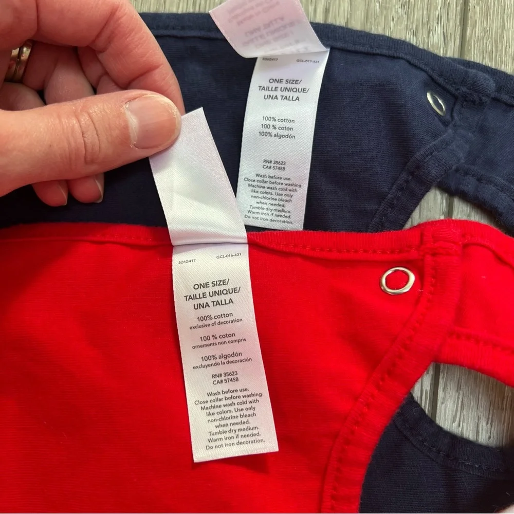 CARTERS 2PC WATER RESISTANT BIBS BOAT NAUTICAL RED BLUE ONE SIZE